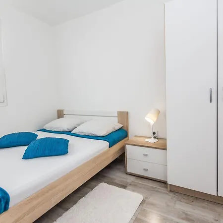 Ivanusevic 1 By Interhome *