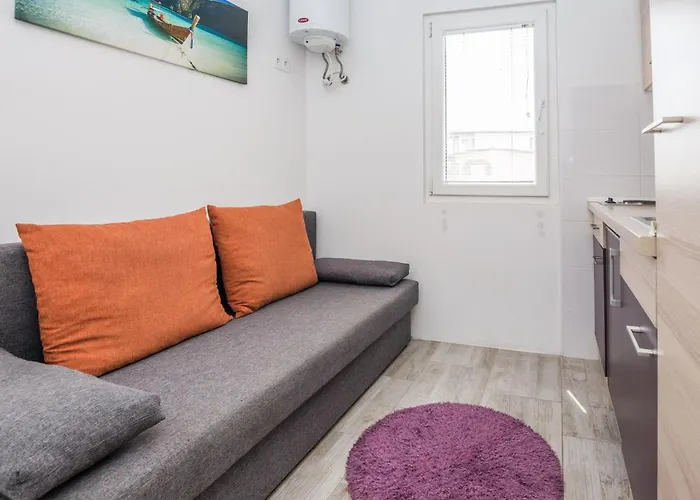 Ivanusevic 1 By Interhome شقة *