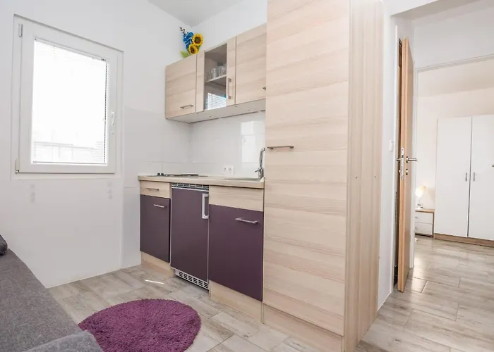 Ivanusevic 1 By Interhome شقة