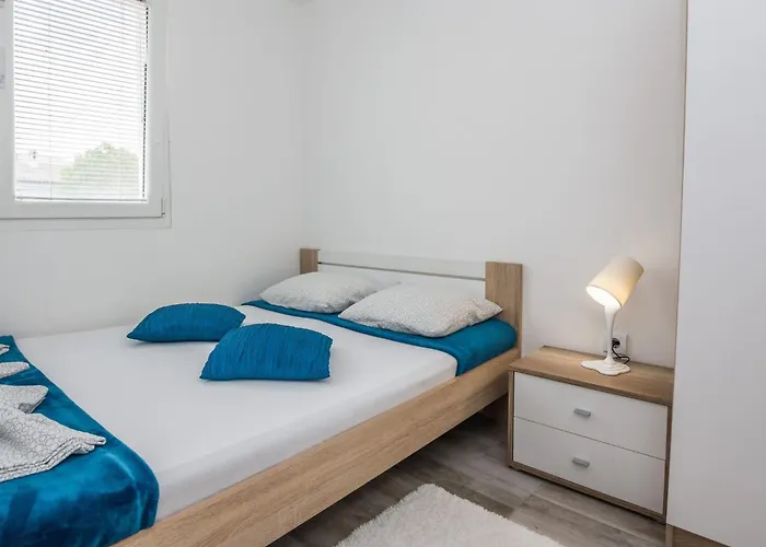 Ivanusevic 1 By Interhome